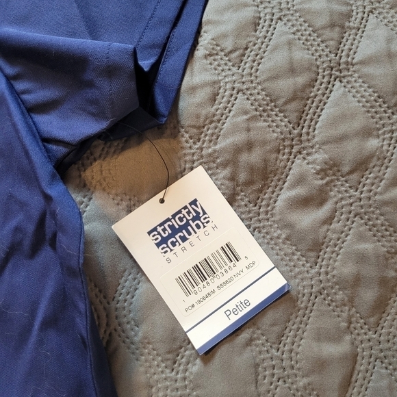 STRICTLY Scrubs Womens Blue Scrub Top - Picture 5 of 5